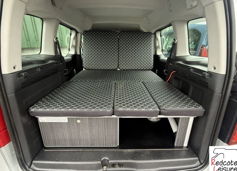 2012 Peugeot Partner Tepee S Micro Camper (22)