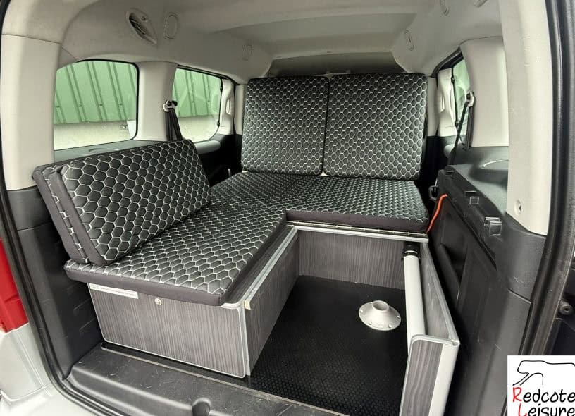 2012 Peugeot Partner Tepee S Micro Camper (24)