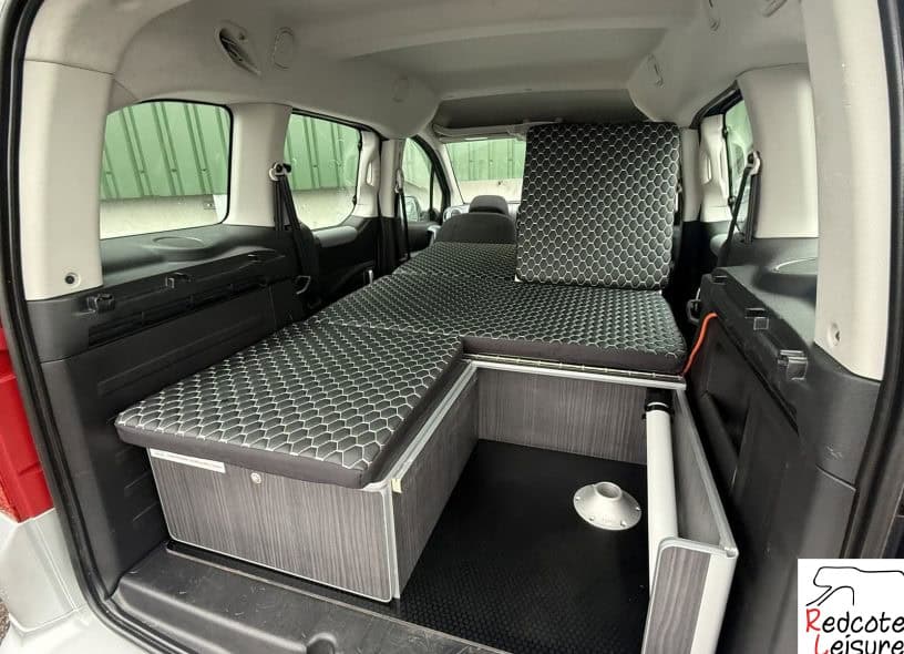 2012 Peugeot Partner Tepee S Micro Camper (28)