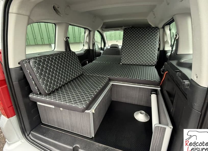 2012 Peugeot Partner Tepee S Micro Camper (32)