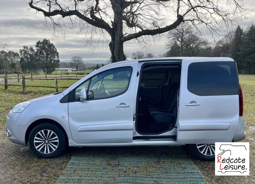 2014 Peugeot Partner Tepee S E-HDI Micro Camper (11)