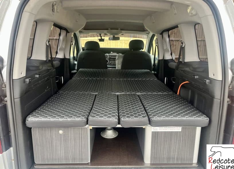 2014 Peugeot Partner Tepee S E-HDI Micro Camper (23)