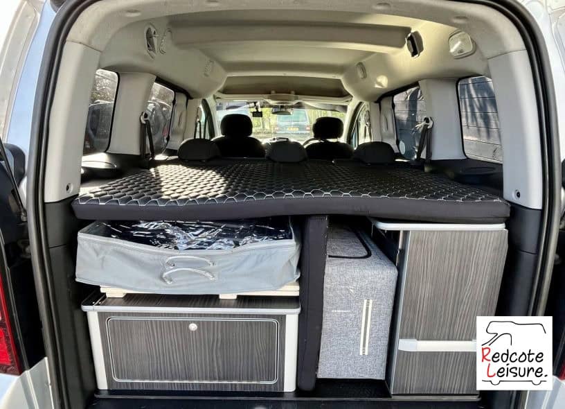 2014 Peugeot Partner Tepee S E-HDI Micro Camper (31)