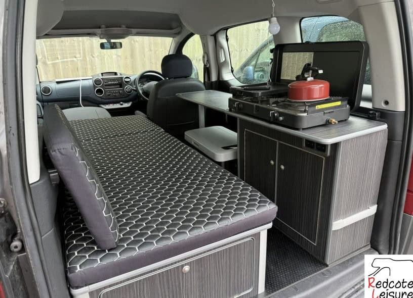 2012 Peugeot Partner Tepee S E-HDI Micro Camper (18)