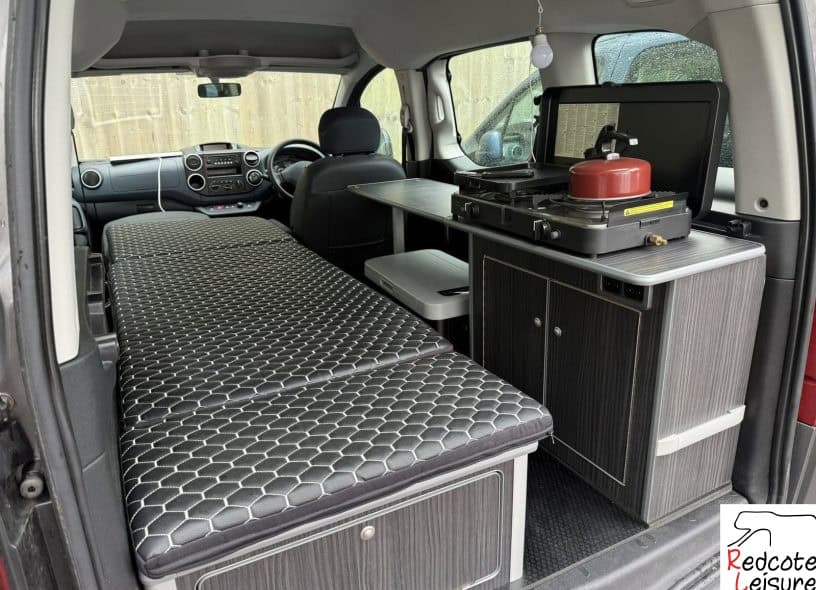 2012 Peugeot Partner Tepee S E-HDI Micro Camper (19)