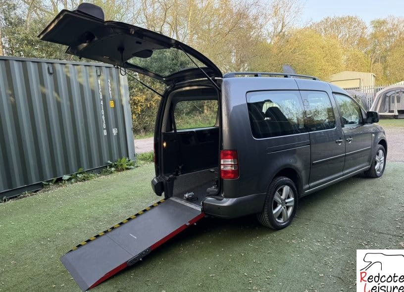 2014 Volkswagen Caddy Maxi Life Micro Camper WAV (11)