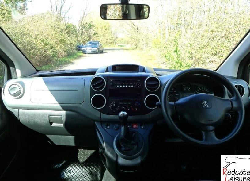 2016 Peugeot Partner Tepee Active Blue HDI Micro Camper (12)