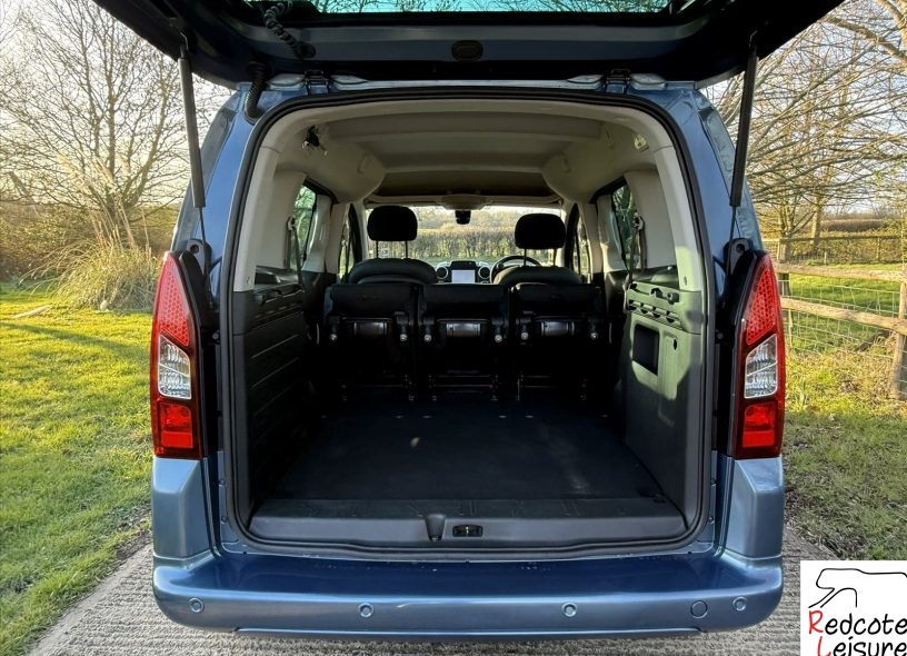 2016 Peugeot Partner Tepee Allure Blue HDI Micro Camper (13)