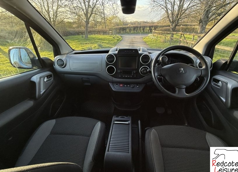 2016 Peugeot Partner Tepee Allure Blue HDI Micro Camper (15)