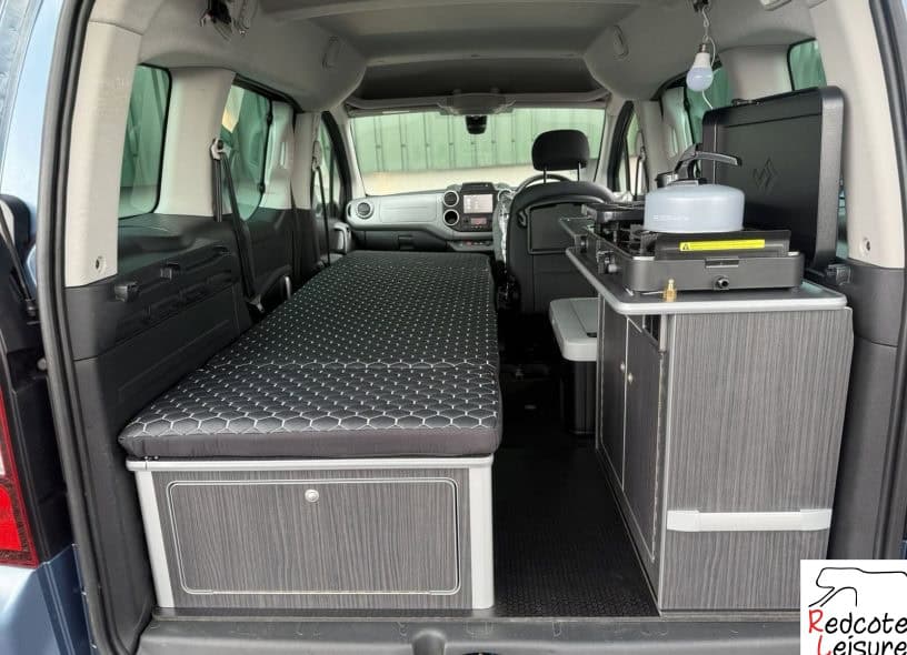 2016 Peugeot Partner Tepee Allure Blue HDI Micro Camper (26)