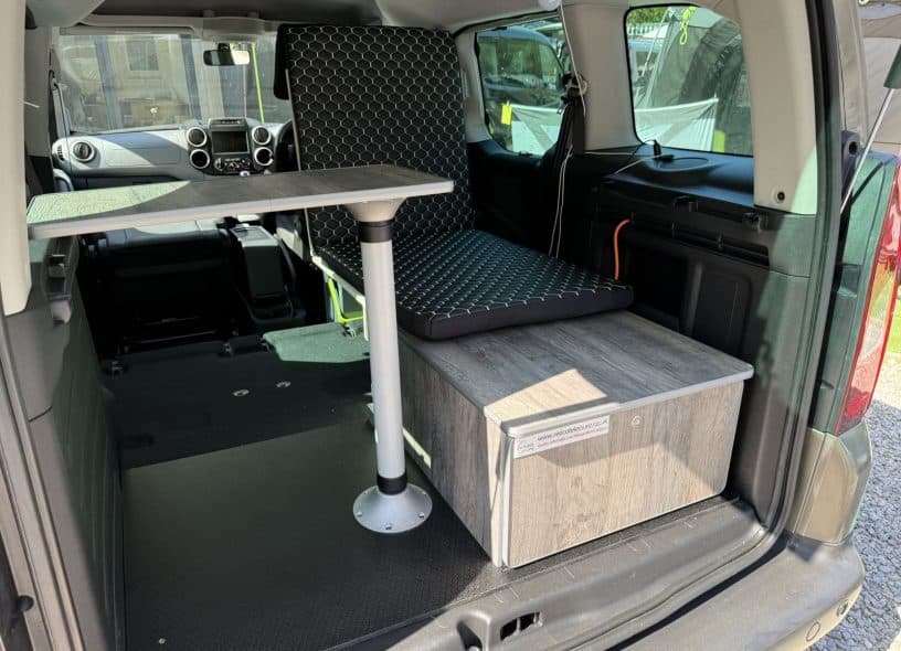 2015 Citroen Berlingo Multispace XTR Blue HDI Micro Camper (33)