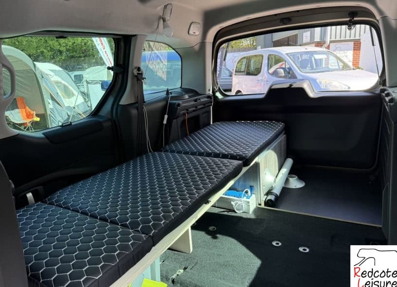 2015 Citroen Berlingo Multispace XTR Blue HDI Micro Camper (35)