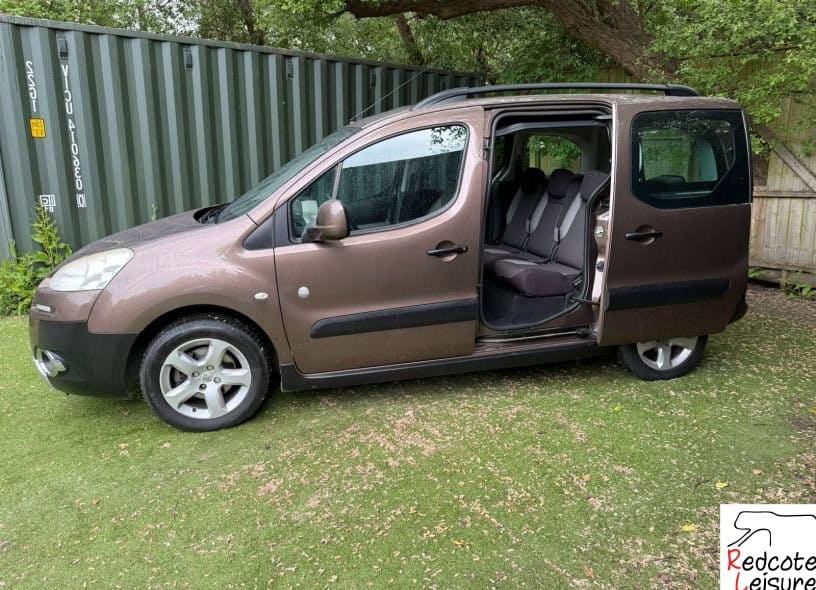 2012 Peugeot Partner Tepee Outdoor Micro Camper (16)