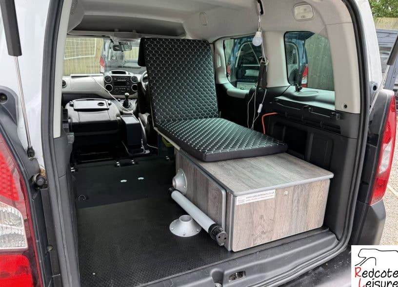 2014 Peugeot Partner Tepee Outdoor Micro Camper (31)