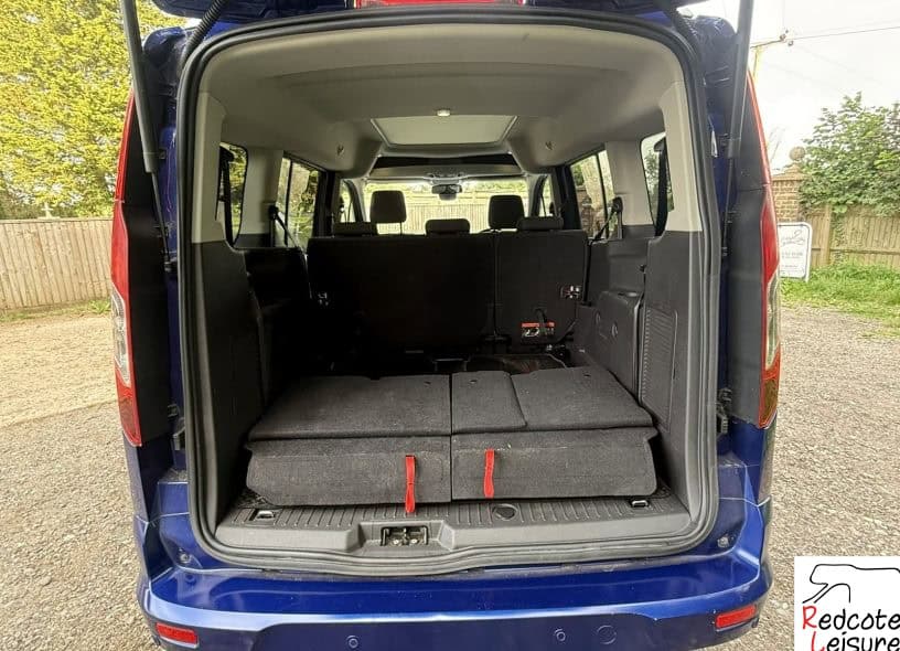 2017 Ford Grand Tourneo Connect Titanium Micro Camper (10)