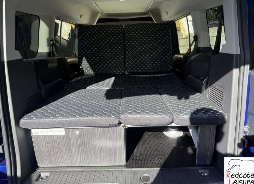 2017 Ford Grand Tourneo Connect Titanium Micro Camper (28)