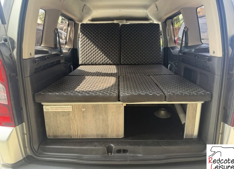 2013 Peugeot Partner Tepee S Micro Camper (20)