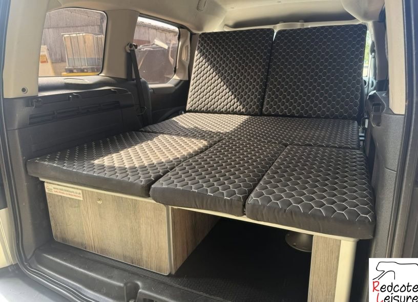 2013 Peugeot Partner Tepee S Micro Camper (21)