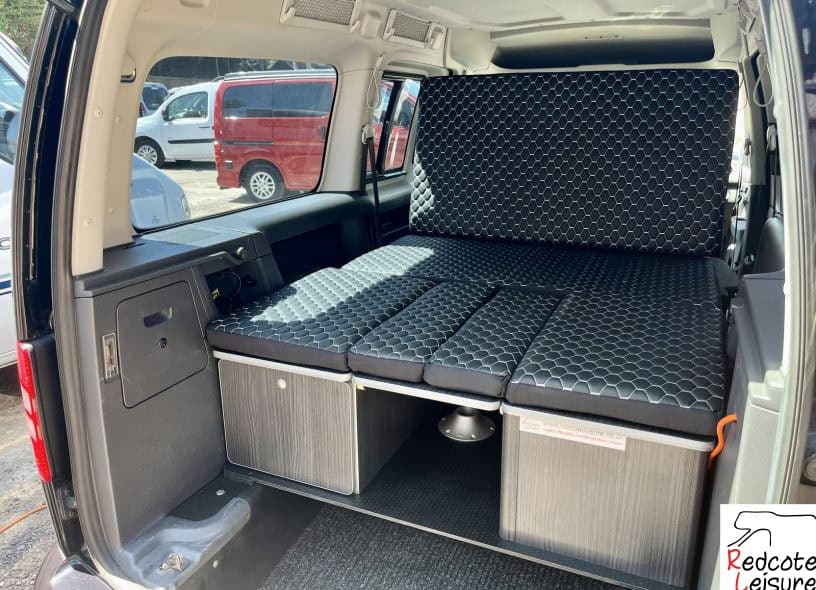 2014 Volkswagen Caddy Maxi Life Micro Camper WAV (21)