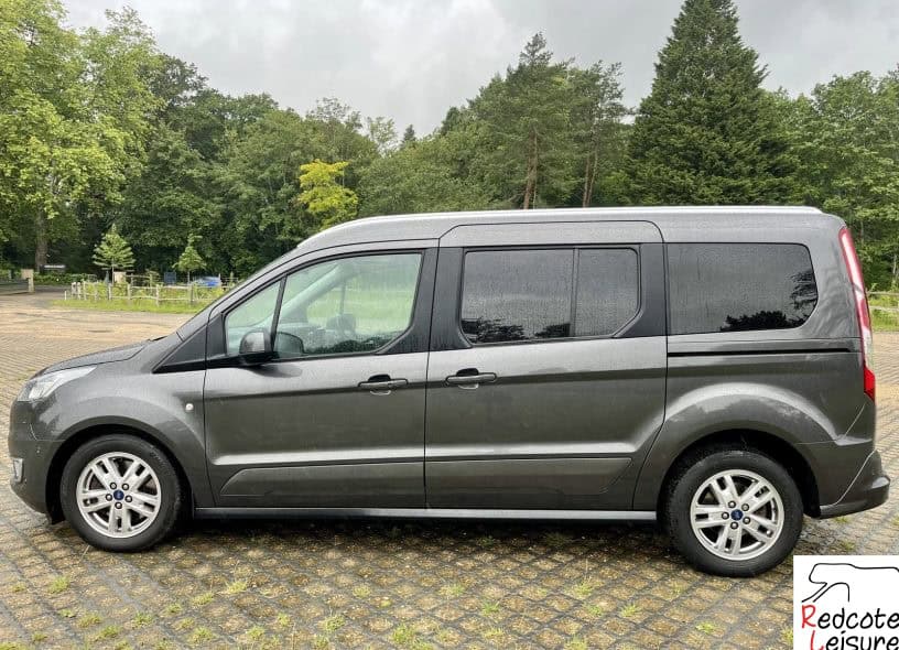 2018 Ford Grand Tourneo Connect Titanium Micro Camper (11)
