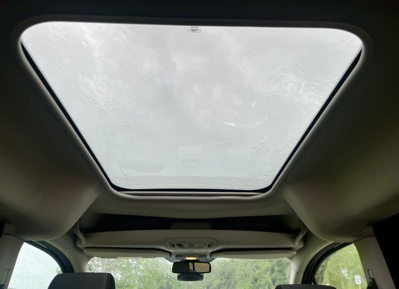 2018 Ford Grand Tourneo Connect Titanium Micro Camper (17)