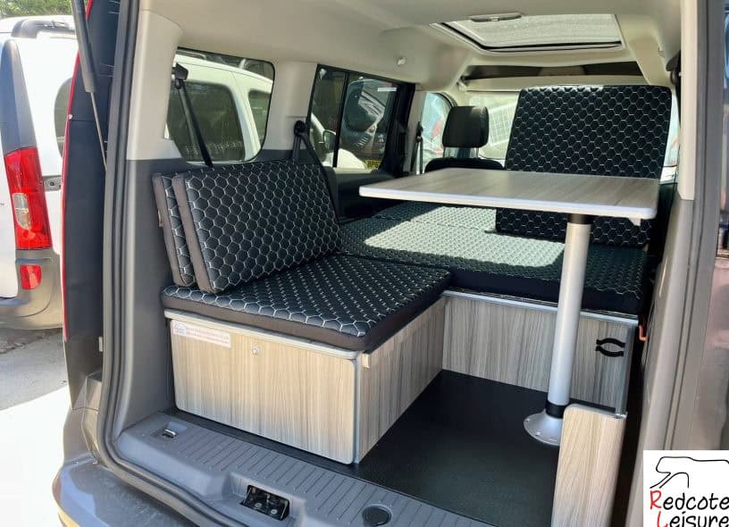 2018 Ford Grand Tourneo Connect Titanium Micro Camper (18)