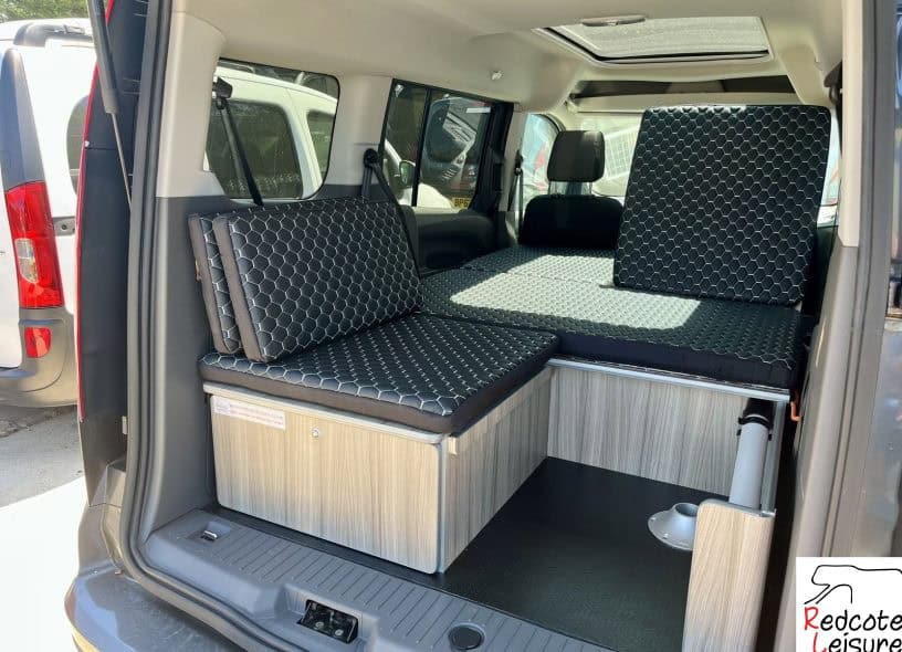 2018 Ford Grand Tourneo Connect Titanium Micro Camper (19)