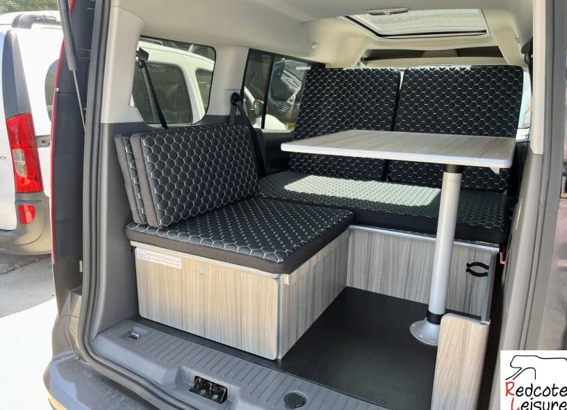 2018 Ford Grand Tourneo Connect Titanium Micro Camper (23)