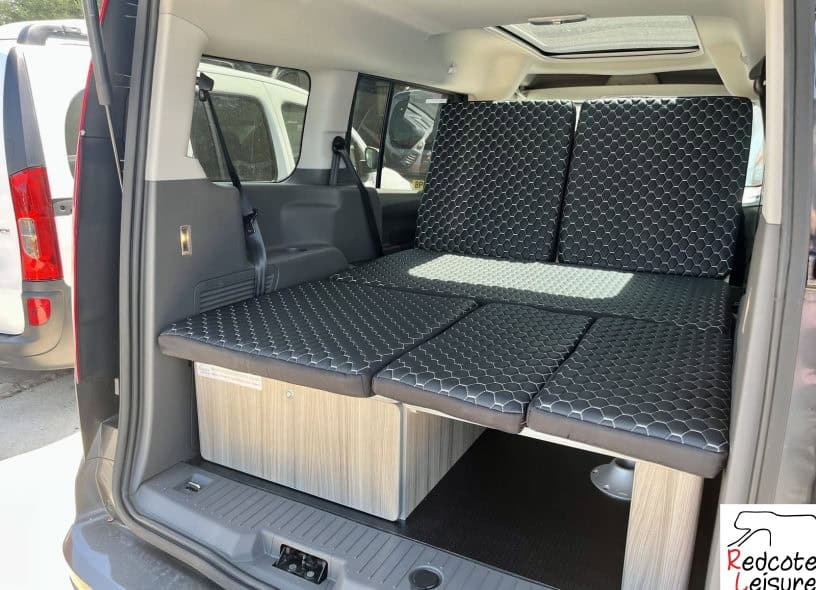 2018 Ford Grand Tourneo Connect Titanium Micro Camper (27)