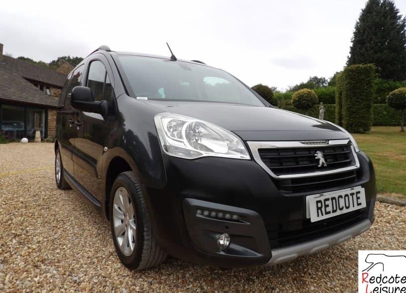 2018 Peugeot Partner Tepee Outdoor Micro Camper (16)